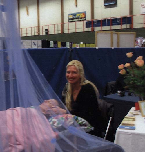 Alida Bos op de beurs in Amsterdam.